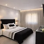 Villa Moderna Com Piscina Tunes